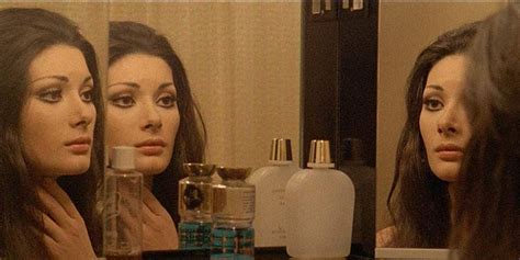 EDWIGE FENECH 5 film in cui è IRRESITIBILE (con clip)